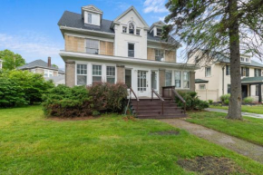 Victorian Mansion Unit 1